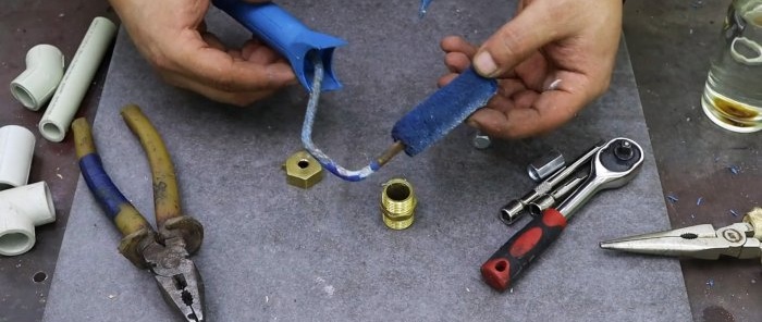 How to make a thread-cutting nozzle for PP pipes Do-it-yourself dismountable water supply