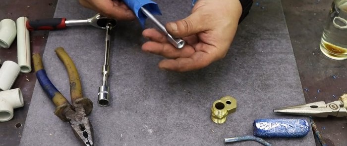 How to make a thread-cutting nozzle for PP pipes Do-it-yourself dismountable water supply