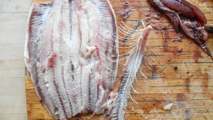 How to salt herring in an extremely tasty way: 3 dry salting methods