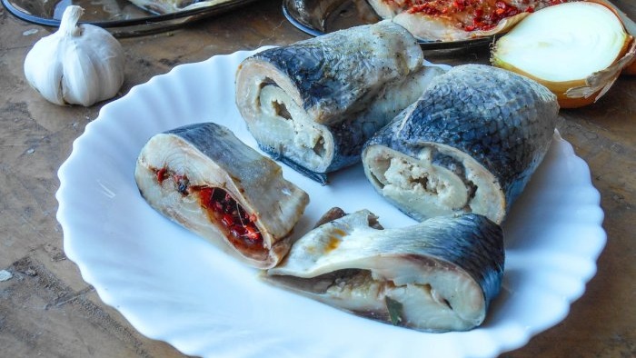 How to salt herring in an extremely tasty way: 3 dry salting methods