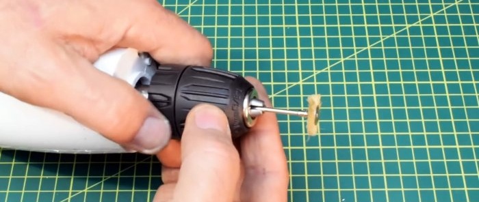 Comment convertir un vieux mélangeur en mini-perceuse Dremel