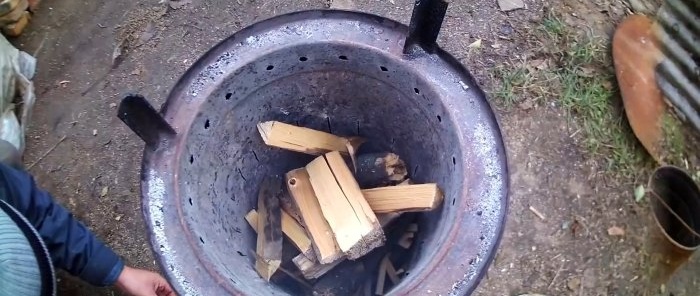 How to Make a Smokeless Stove to Burn Garden Waste