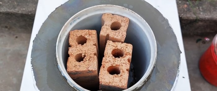 How to make a smokeless stove using cement and a couple of plastic buckets