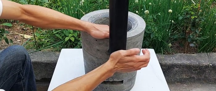 How to make a smokeless stove using cement and a couple of plastic buckets