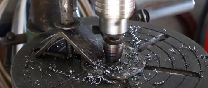 How to make a jack from a motorbike chain grinder gearbox and sprockets