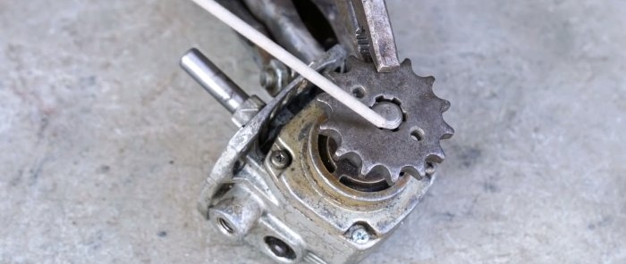 How to make a jack from a motorbike chain grinder gearbox and sprockets