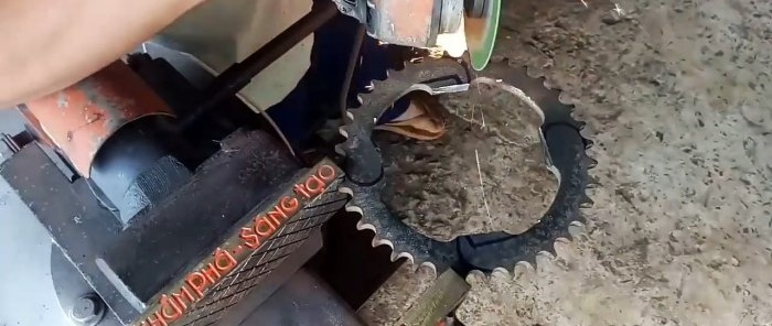 How to make a bearing and pulley puller from an old sprocket