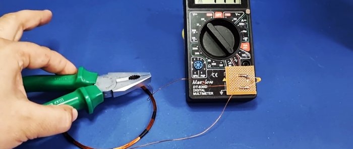 Multimeter attachment - metal detector