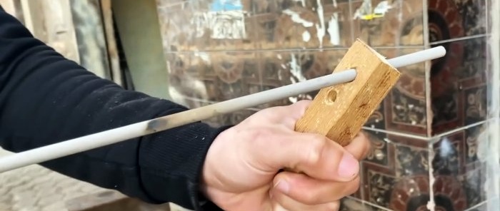 How to teach a novice welder to hold an electrode and make high-quality welds