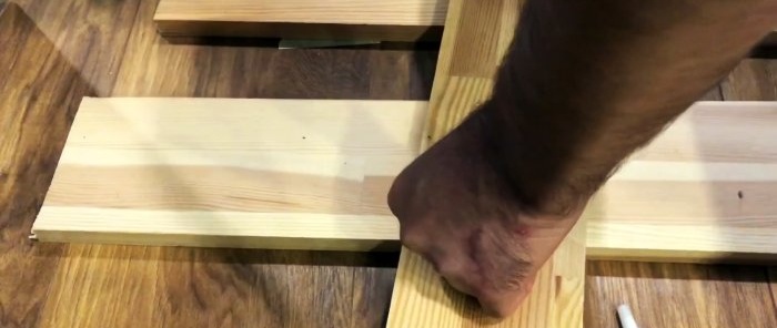 How to remove creaking laminate flooring without disassembling it