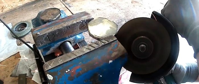 Making a muffler for a home trimmer