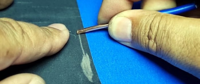 How to quickly make a soldering iron from a 5 V pencil