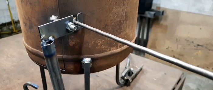 How to make a stove for a cauldron from a gas cylinder