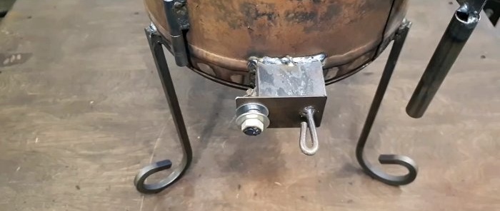 How to make a stove for a cauldron from a gas cylinder