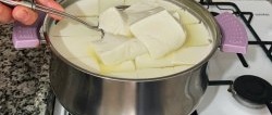 Recipe for tender brine cheese with a minimum amount of ingredients