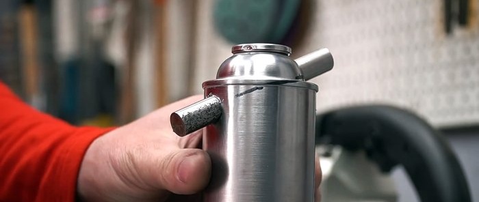 How to make a mini sandblaster using an aerosol can