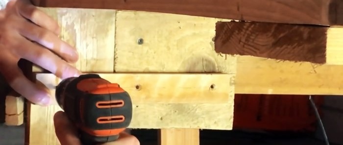 An idea for any workshop: drawers made from canisters