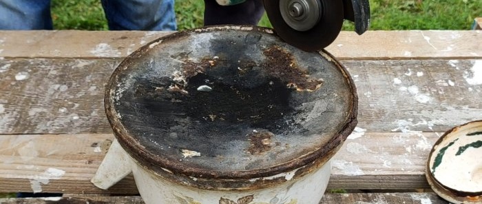 Great idea on how to make a portable stove out of an old kettle