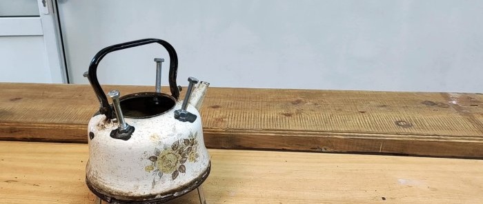 Great idea on how to make a portable stove out of an old kettle