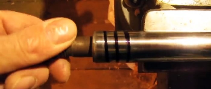 How to make a lead screw for a vice from a bar without a lathe