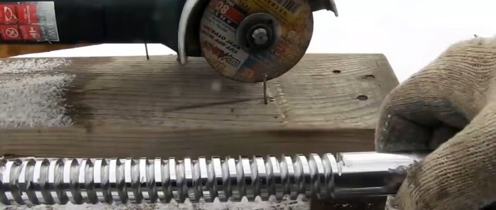 How to make a lead screw for a vice from a bar without a lathe