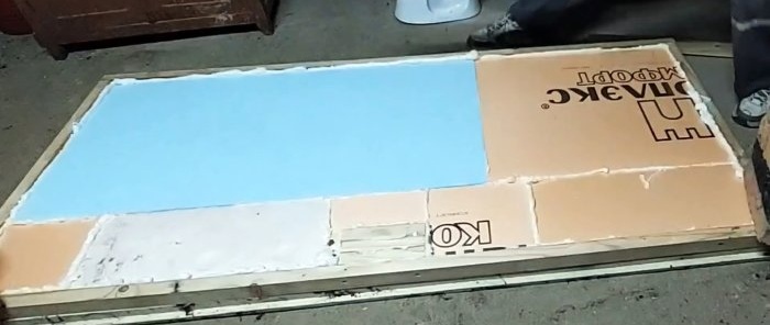 How to make a durable and warm door from polystyrene foam