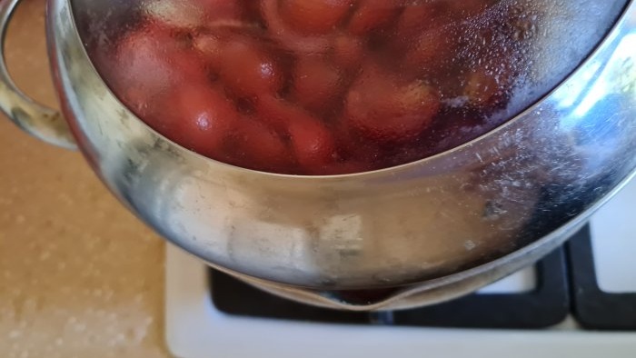 Tomato paste recipe is not for lazy people