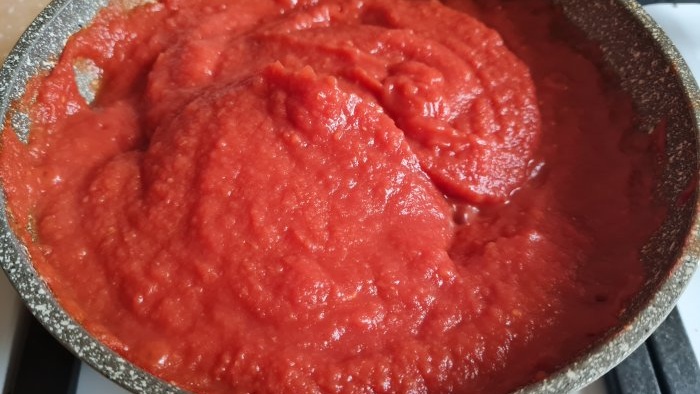 Tomato paste recipe is not for lazy people