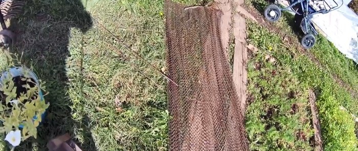 DIY potato digger from trash