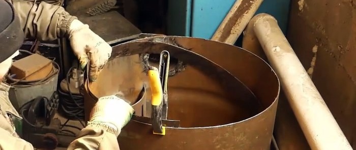 How to make a long-burning stove from scrap metal