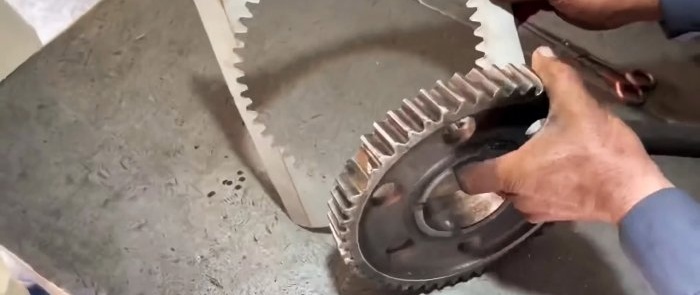 How to repair a gear with broken teeth