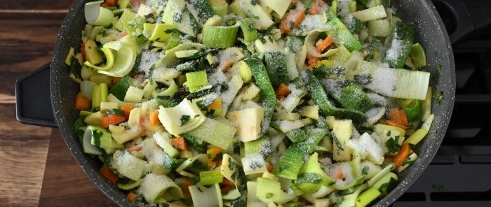 A great way to preserve vegetables is to make natural bouillon cubes