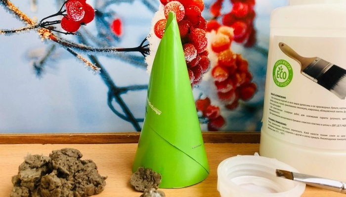 How to make a small and elegant Christmas tree