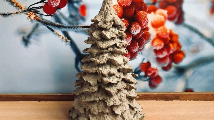 How to make a small and elegant Christmas tree