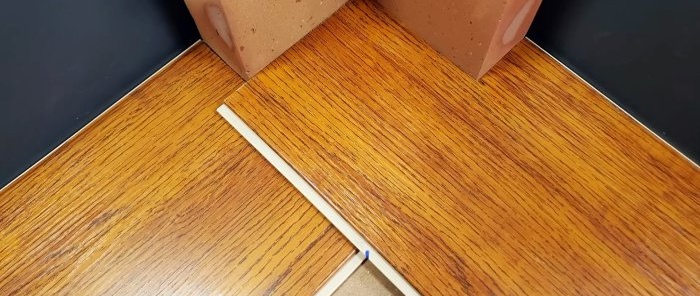 How to ideally surround a pipe with carpet or linoleum