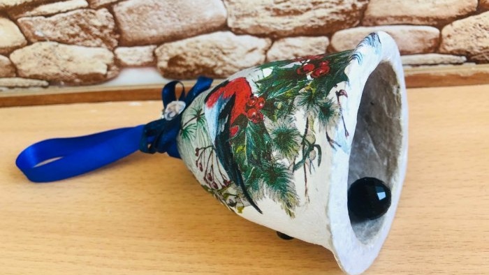 How to make a Christmas tree toy Bell from paper