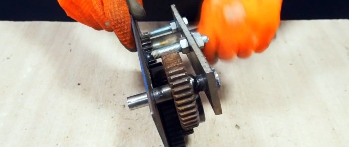 How to make a winch from available materials