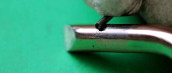 How to protect a copper soldering iron tip