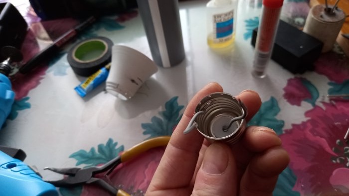 How to make a socket for a room lamp with a 220V remote control