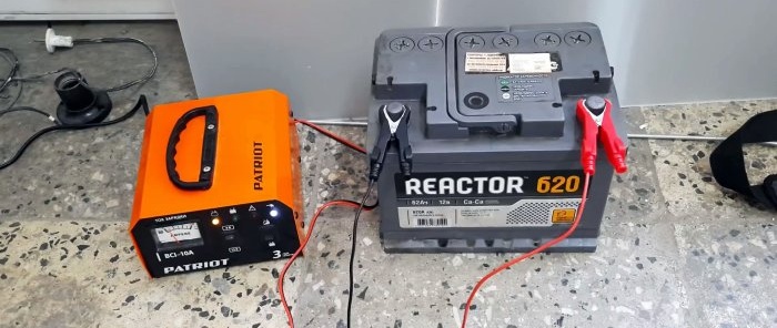 How to restore a battery with baking soda