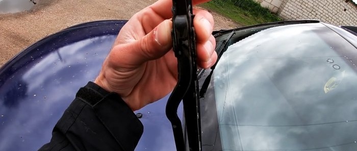 Car wipers squeak and do not clean well. Two options for solving the problem.