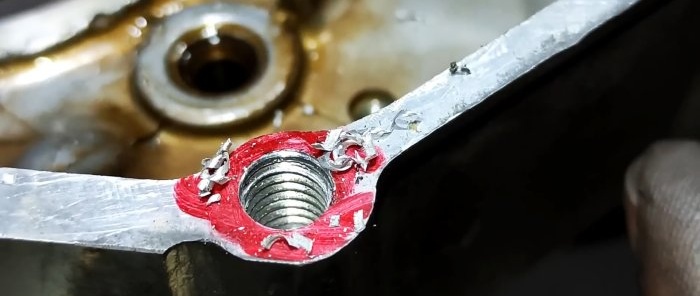 How to restore threads in a housing using a screwdriver