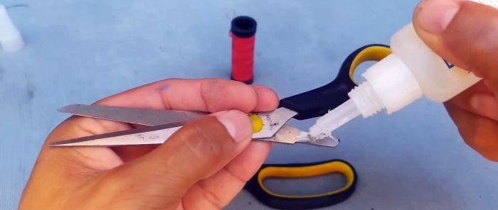 How to repair a broken scissor handle