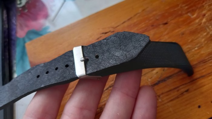 How to repair a broken watch strap