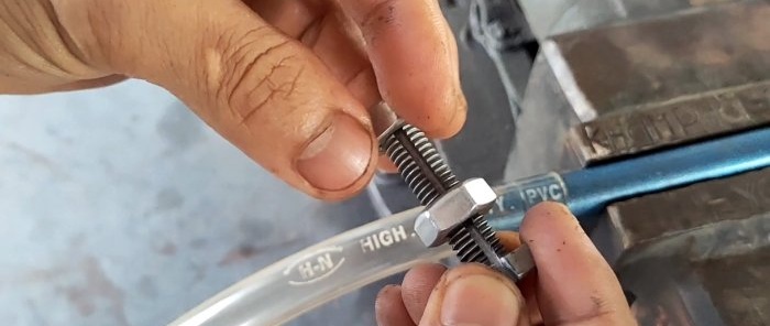 3 tricks for tightening a wire clamp