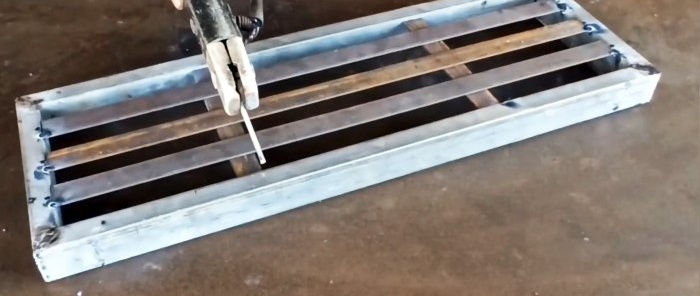 How to make a side folding ladder