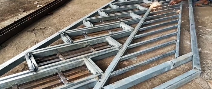 How to make a side folding ladder