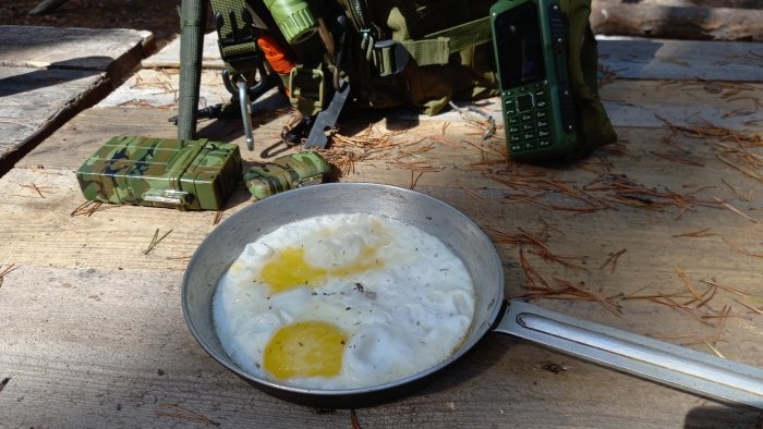 How to make a holder for a camping frying pan and pot