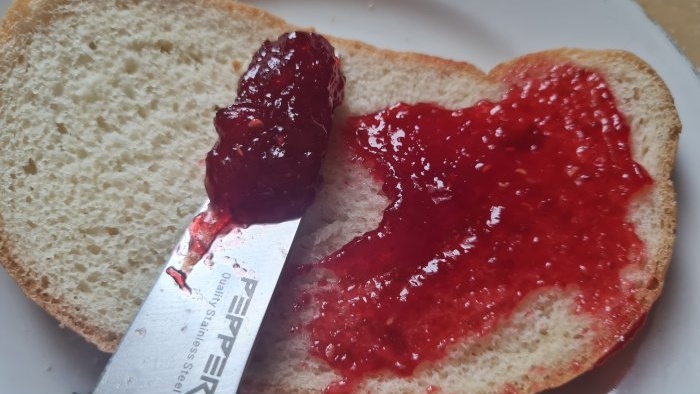 Raspberry jam without thickeners