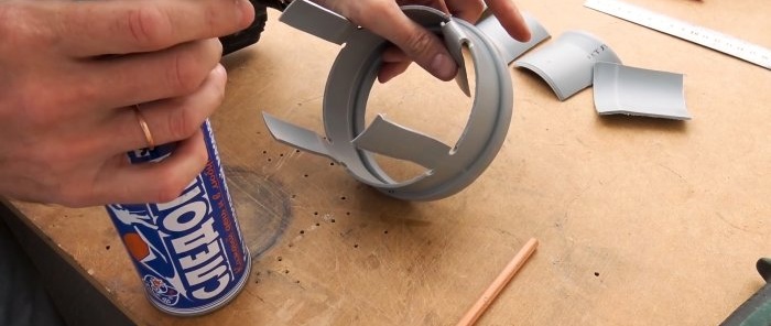 A penny device for easy cutting of PVC pipes